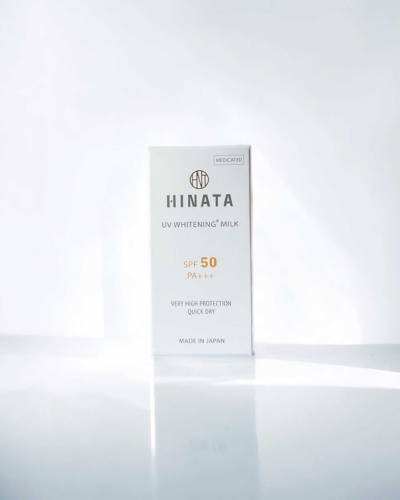 3. HINATA UV Whitening Milk: 医薬部外品の日焼け止め